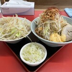 ラーメン もっけだの - 2021.10.2～秋季限定『青唐味噌まぜそば』ヤサイマシマシ、ニンニクマシマシ、ネギ