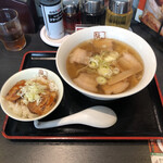 喜多方ラーメン 坂内 - 