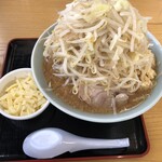 ラーメン もっけだの - ラーメンヤサイマシマシニンニク+とろけるチーズ