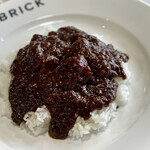 BRICK - ・黒毛和牛三角バラカレー(三角バラ3個)
            1,980円