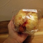 カントリーオーブン - ウィンナーくるくる(150円)、産直市場の｢福ふくの里｣で買いました。