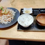 からあげセンター - 【2021.10.11(月)】ターザン定食1,100円