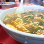 黄河菜館 - 辛辛麺＆餃子セット