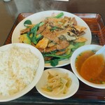 盛 - マイタケと和牛の定食