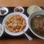 Taiewan Ryouri Setsubaien - 麻婆豆腐ランチに台湾ラーメンを選択