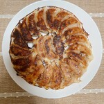 目黒ぎょうざ 宝舞 - 料理写真: