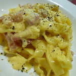 リバーサイドキッチン・アルカ - 【パスタランチ（カルボナーラ）　９８０円】