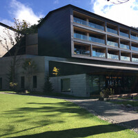 レークハウス - 