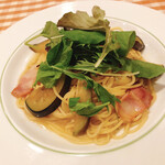 イタリアンダイニングDONA - 
なすとベーコンのバター醤油