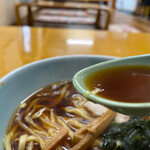 朝日屋 - 独特スープがたまりませう(^-^)