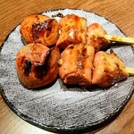 炭火串焼専門店 鶏天 - きも