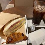 サンマルクカフェ - 暫く待つと注文したサンドイッチのランチセット６５０円の完成です。