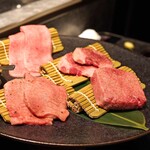 西麻布 焼肉 X - 今日のお肉達　その２