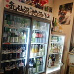 すがとよ酒店 - 地酒も多く置いてますミャ