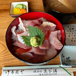 磯料理 ゑび満 - 下田丼 1500円。