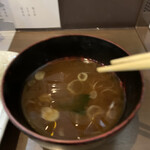 家庭料理居酒屋 よってって - 赤だしもうんまい…