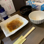 家庭料理居酒屋 よってって - オカズ騒動勃発！ご飯がもっと食べたい…！納豆とか単品で置いてくれないかしら？