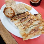 おばちゃんとこ - コンビ定食の餃子と焼き焼売