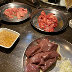 Horumon Yakiniku Meiraku - 