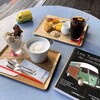 アッシュカフェ - カフェグルモン（950円 +税）アイスコーヒー
自家製アイスクリーム（Mini 380円 +税）
カフェラテ（420円 ＋税）
