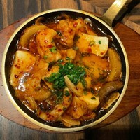大徳壽 関内本店 - ホルモンの辛いアヒージョ