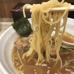 らあめん 雅知 - 醤油ラーメン麺リフト