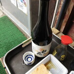 川島酒造 - 上原豆腐店でも一杯やりました