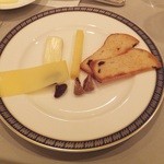 モン・フレーブ - コンテチーズといちじくのドライフルーツ