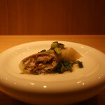 RISTORANTE IL NODO - 天城下山さんの12か月アマゴ再構築 ピーマン 胡瓜 八木下さんのベルガモット