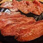 焼肉 牛猿 - ツラミと赤身モモ肉1