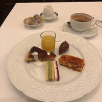 オー・プロヴァンソー - 恥ずかしいほど欲張りましたが、さすが盛り付けは美しい！