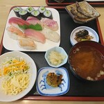 Itou Sushi Ten - すし定食（北区おもてなしクーポン使用）