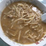 中和廊 - みそラーメン
もやしたっぷり