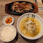 焼肉&手打ち冷麺 二郎 柳橋店 - 名物二郎冷麺定食