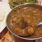 エベレストキッチン - ダルマトンカレーはチャナダール入りのマトンカレーでした