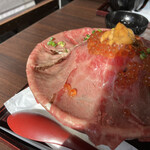 吉祥寺 肉ドレス海鮮丼 渋谷道玄坂店 - 