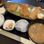 Warabe Saigyo Dou - 三種の地魚フライ （黄金アジ、イサキ、サワラ）