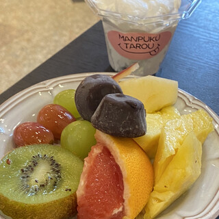 口コミ一覧 : まんぷく太郎 東海通店 - 東海通/ビュッフェ [食べログ]