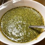 八紘学園 農産物直売所 - 【2021年09月】バジルで作ったドレッシング。