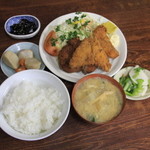 きくち食堂 - ミックスフライ定食800円