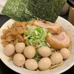 野菜みそラーメン 鬼首 - 煮干アブラそばEX トッピング味付うずら