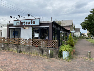 Mint cafe - 