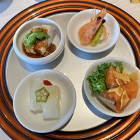 四川豆花飯荘 東京店 - 四種冷菜盛り合わせ