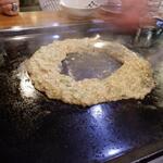 Monja Okonomiyaki No Mise Teppan Dainingu Okonomiya - 料理　　