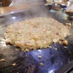 Monja Okonomiyaki No Mise Teppan Dainingu Okonomiya - 料理　　