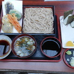 手打ちそば処 藤美 - サービスランチ、登場！！￥９００