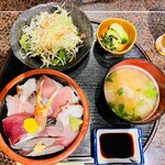 美鈴 - 海鮮丼