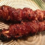 焼鳥　とり和 - とり和の名物「鳥皮」