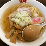 手打ちラーメン 清仁軒 - 味玉塩ラーメン 920円。