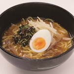 牛肉入りテールラーメン（韓国風味噌味）